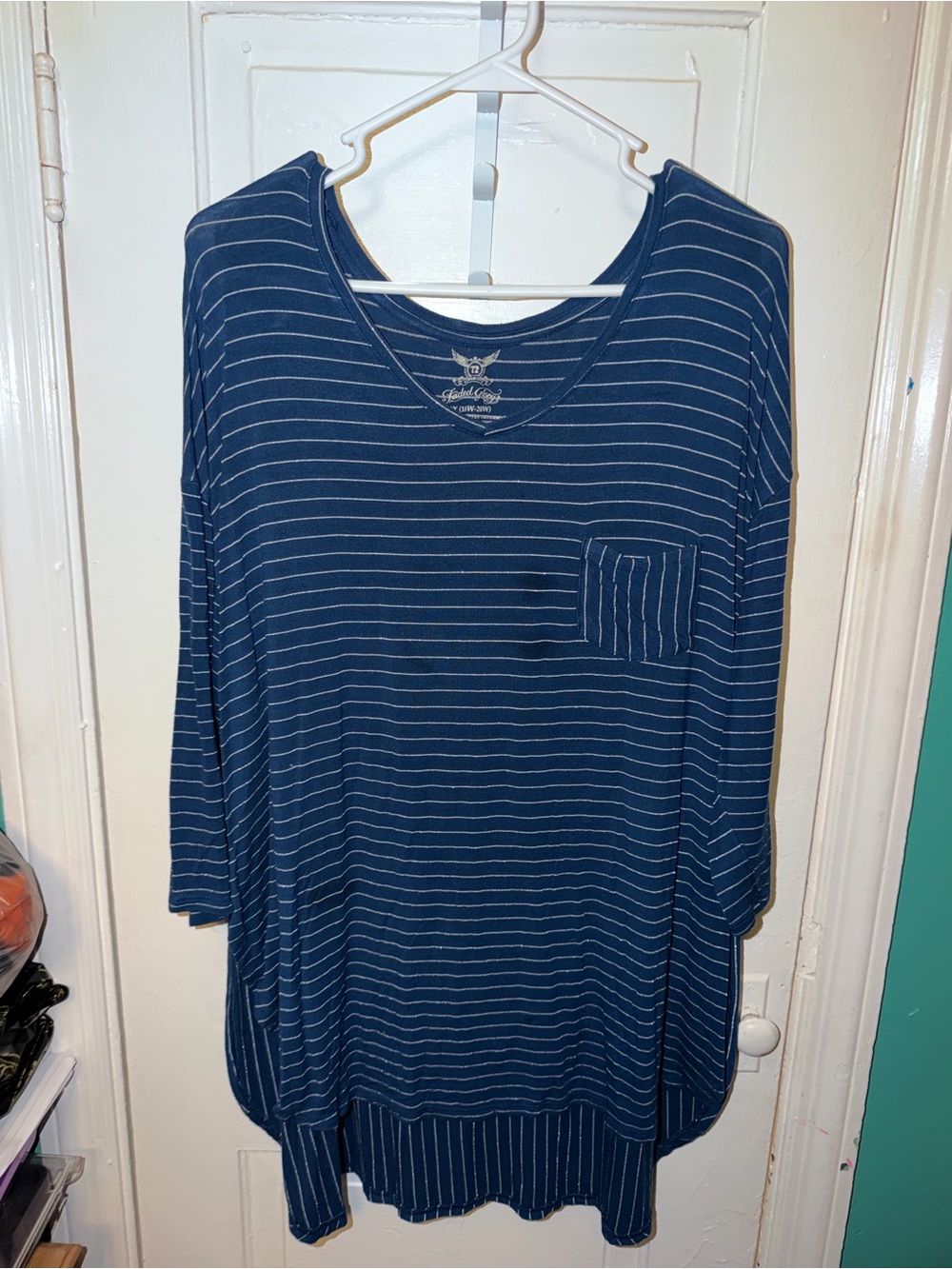 Faded Glory Navy Striped Long Sleeve Scoop Neck Top